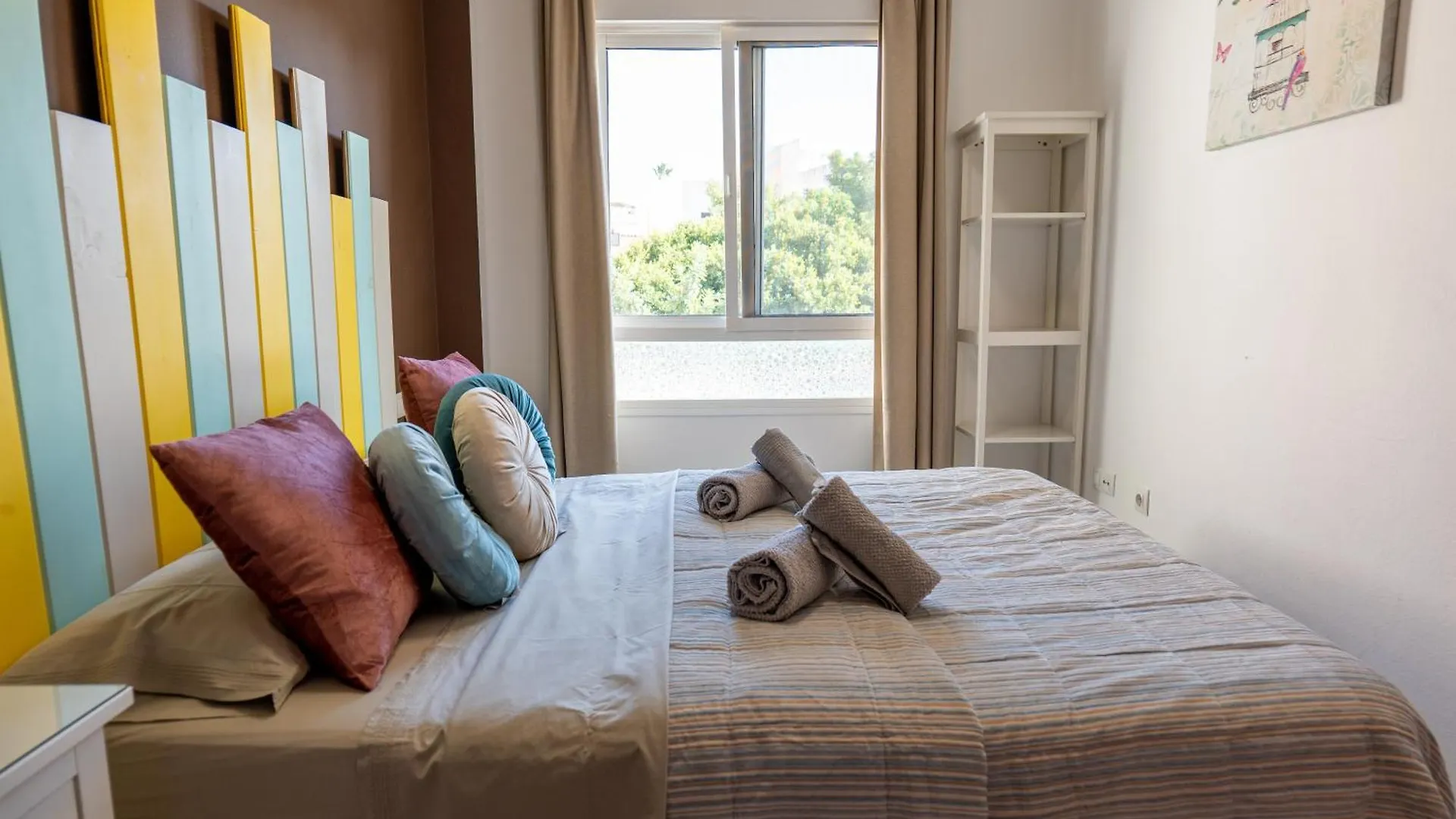 Apartamento Los Cristos Con Vistas Al Parque Málaga España